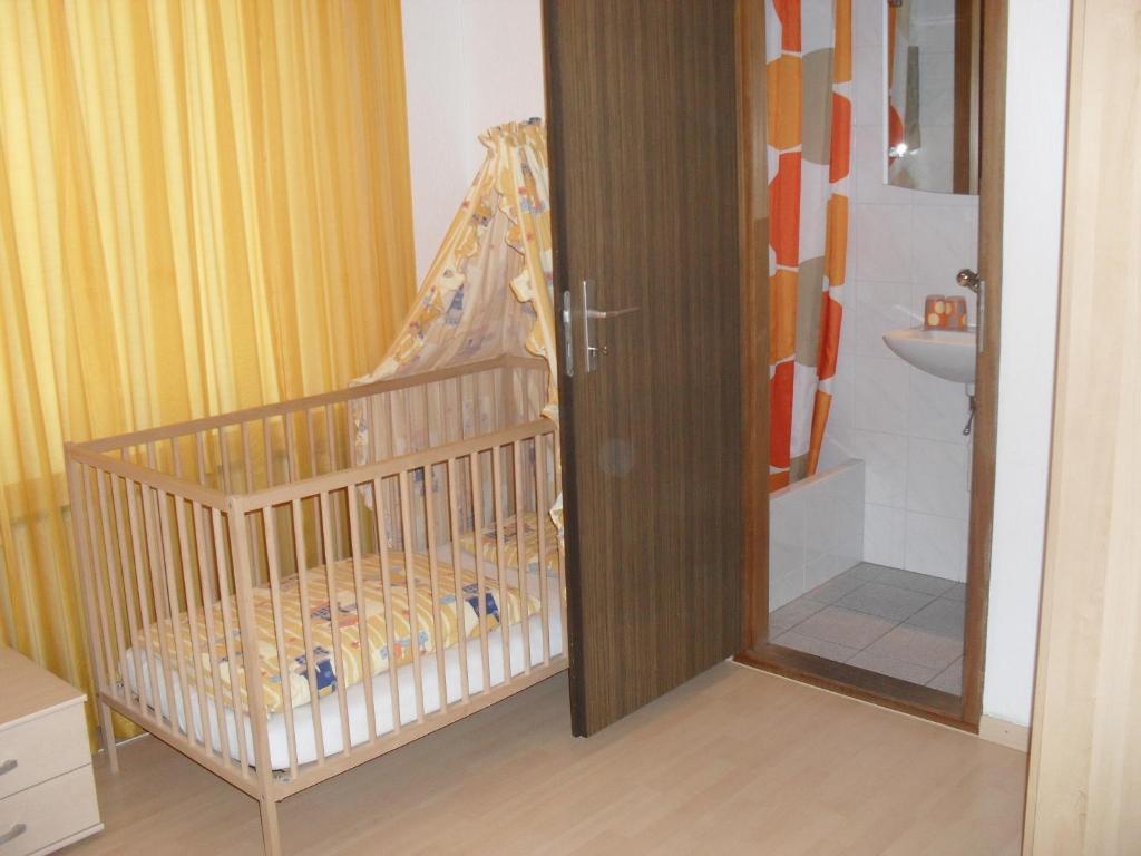 Hotel Edelweiss Флурлинген Номер фото
